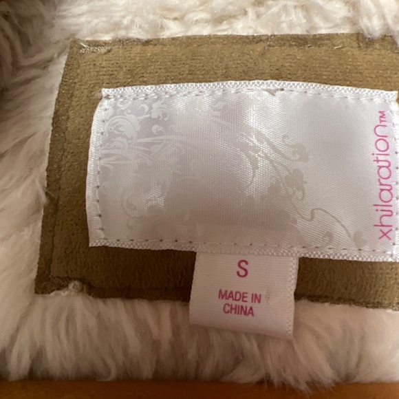 Jacket - Picture 4 of 6